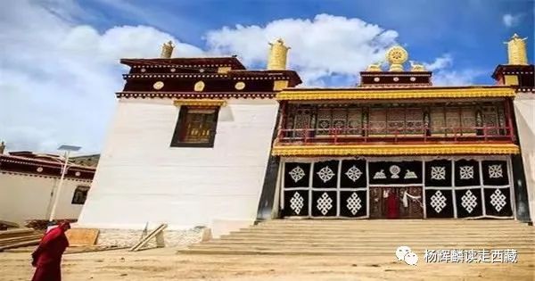 读走*藏西**·昌都|八宿同卡寺，一座珍藏有元明清时期历史珍品的古寺