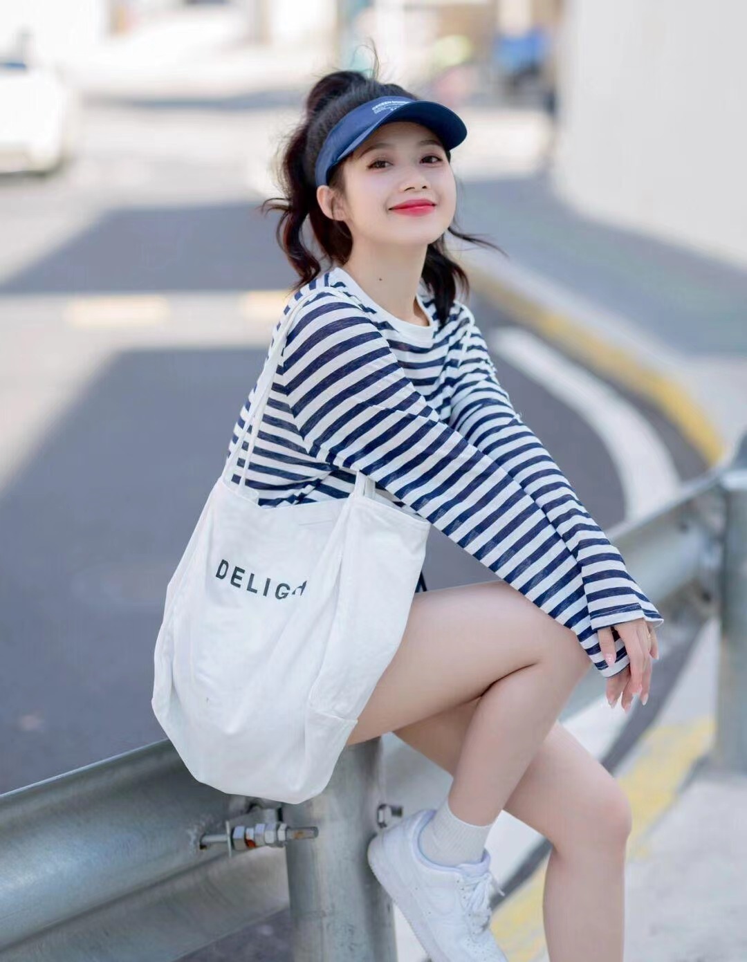 拍照姿势太土怎么拍好看,如何拍照摆姿势好看在风景下