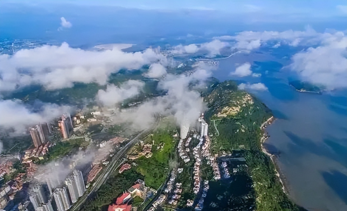 从开放城市到国际门户城市：连云港的未来发展