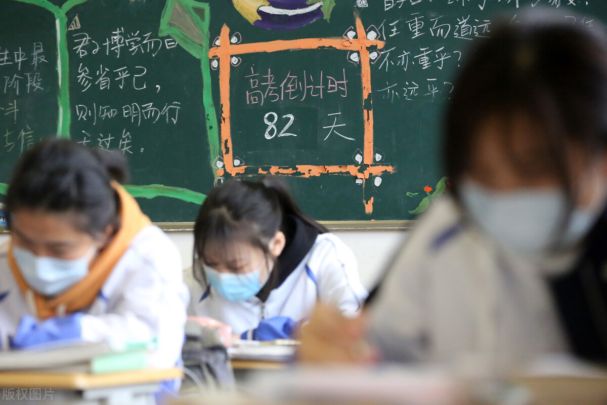 大学真的是一个小社会吗,为什么学校是一个小型社会