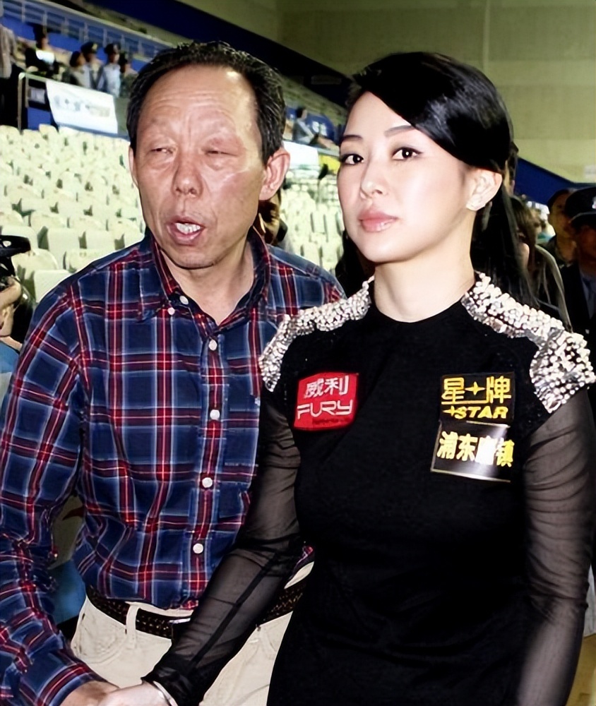 九球天后潘晓婷现状,九球潘晓婷婚姻