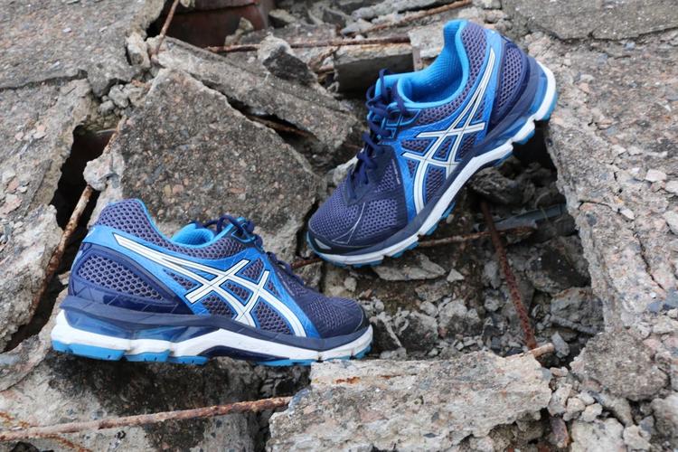 十大顶级高端运动鞋品牌,全球十大运动鞋品牌排行