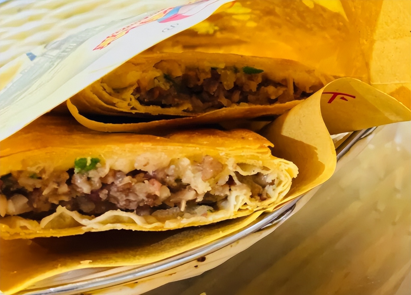 山东青州传承百年的非遗小吃，6元一份，不少济南人坐高铁来吃