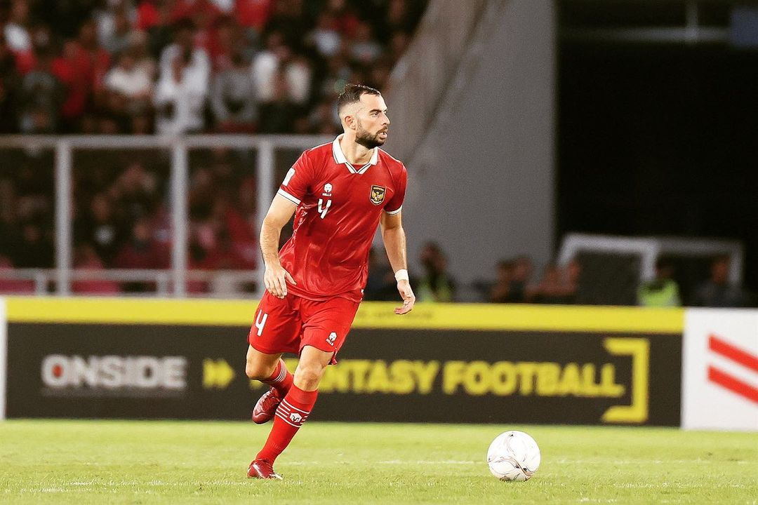 印尼归化西班牙前国脚登基当地岛屿，他背后是万岛之国的体育野心