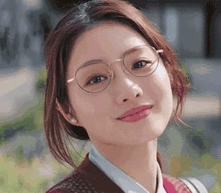 眼镜封印住的颜值怎么拍,眼镜封印了颜值怎么办