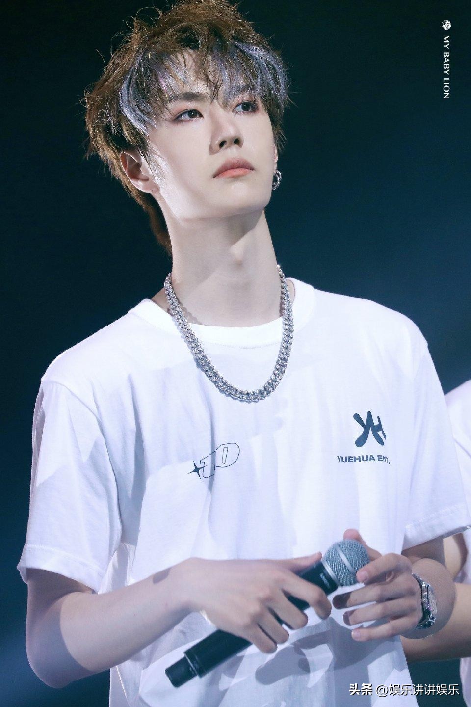 东方卫视跨年晚会王一博新歌首秀,今年东方卫视王一博跨年演唱会