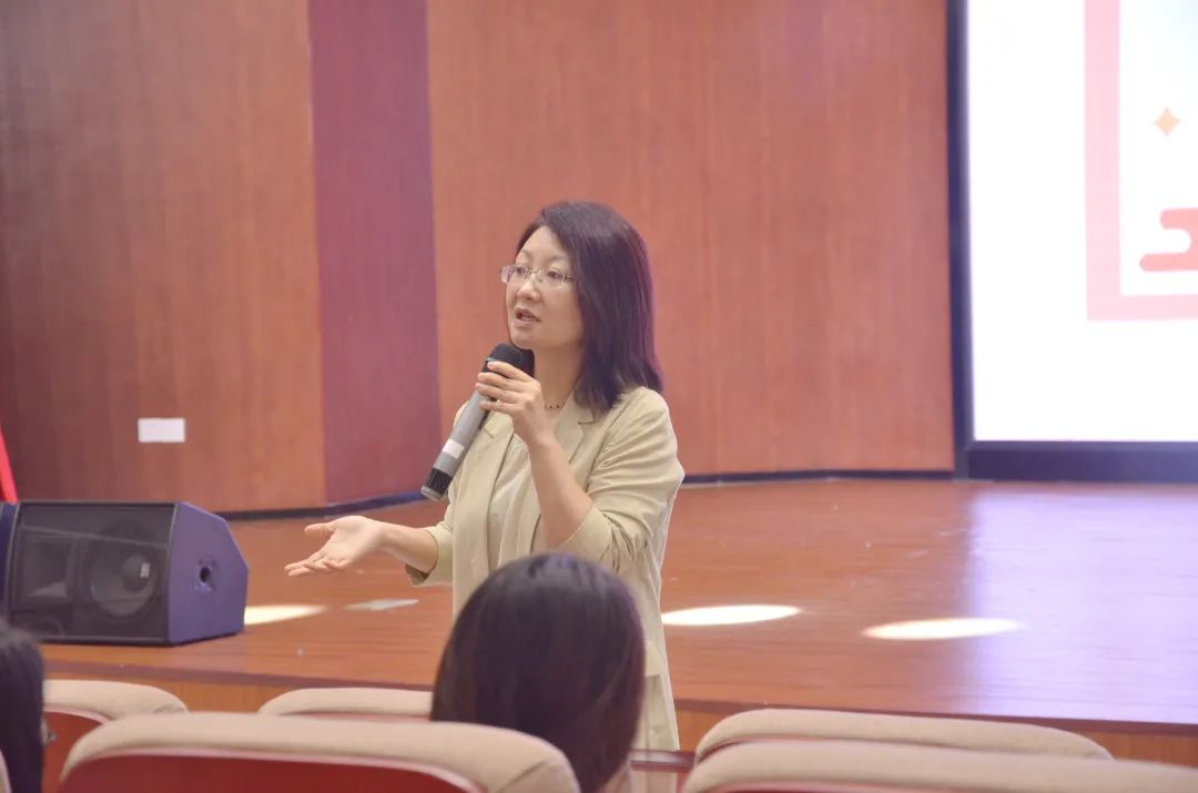 探索新课标,深圳亚迪学校的教学理念