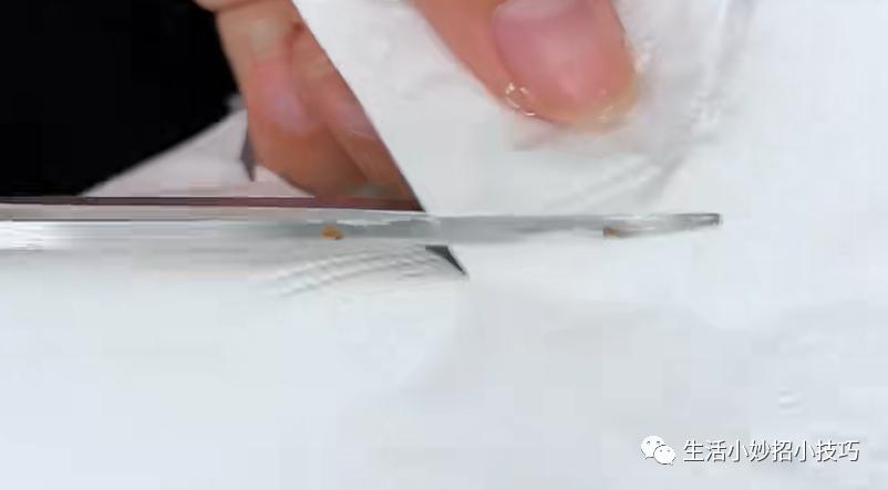 不管剪刀多钝简单一招立马变锋利,怎样让小刀片锋利