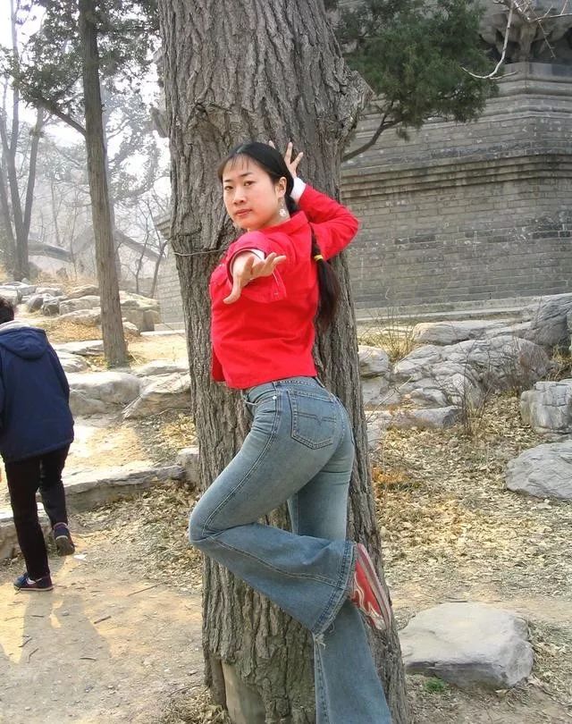 45岁芙蓉姐姐现状：从人人嘲笑到低调富婆，她才是最清醒的那一个