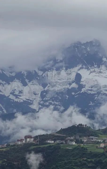 夫妻带5岁儿子环游世界,小夫妻带5岁孩子旅游边走边看