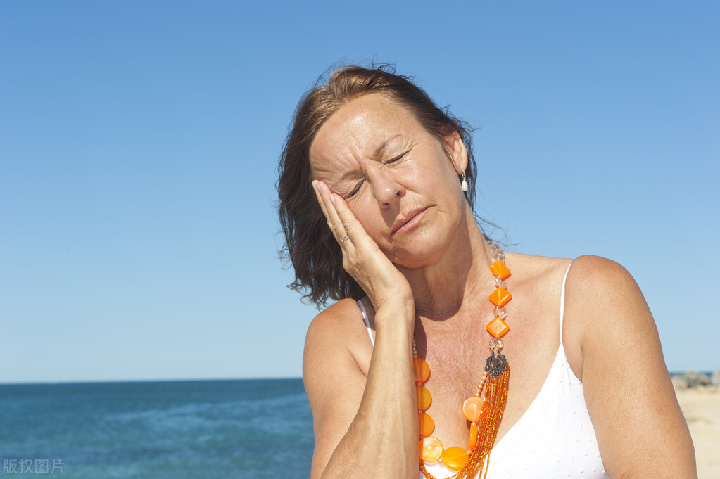 阴道炎的症状会变成宫颈炎吗,阴道炎就一定有症状吗