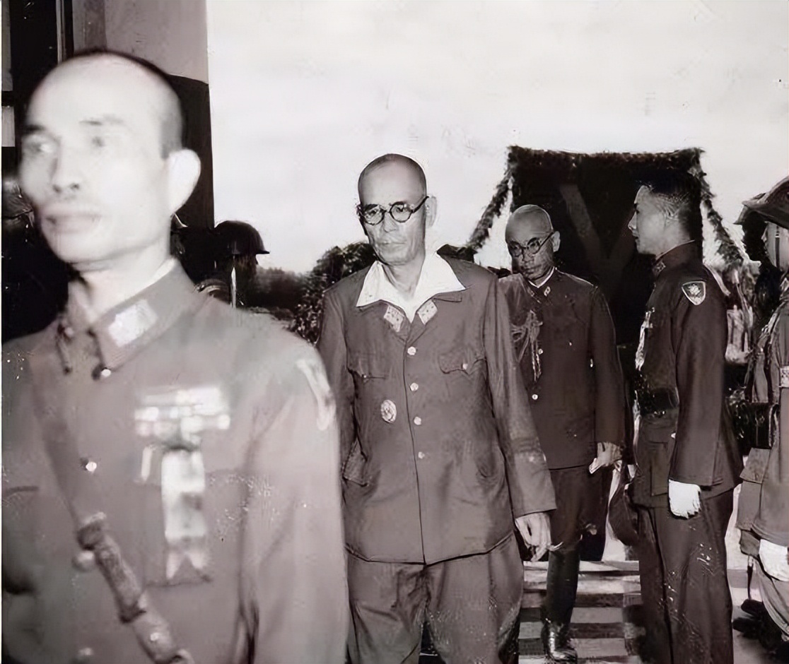 日军总司令冈村宁次被判无罪释放,战犯冈村宁次凭什么无罪释放