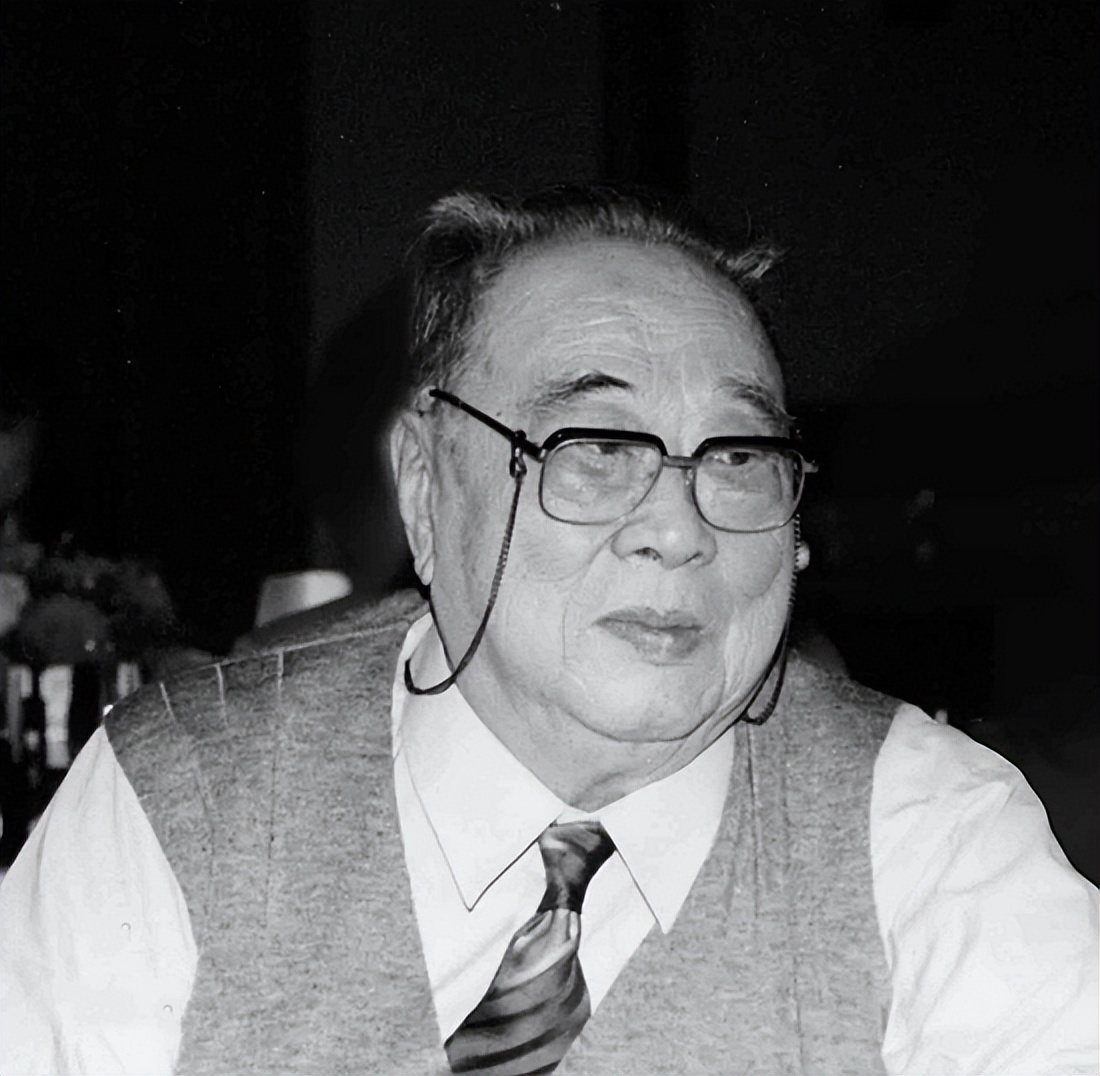 1973年北京饭店扩建突然被叫停，周总理：可能威胁到中南海的安全