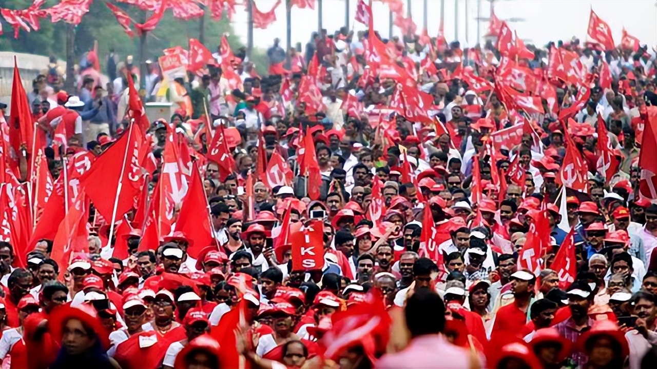 莫迪穷奢极欲，新盖国会大楼遭*党**派联合*制抵**，印共毛武装直接动手