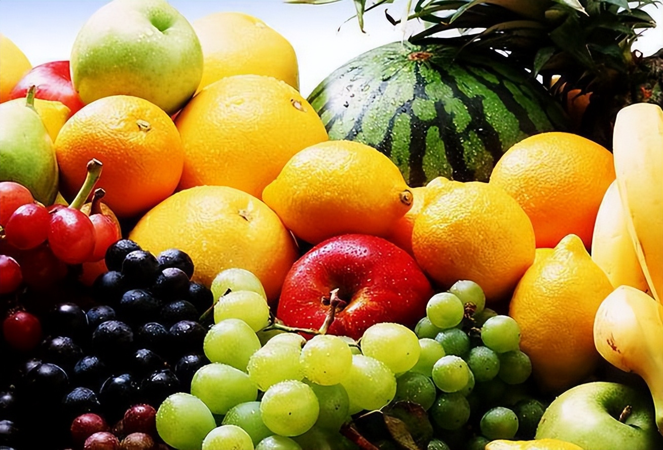 夏天肌肤清洁补水是王道吗,补水补得好肌肤没烦恼