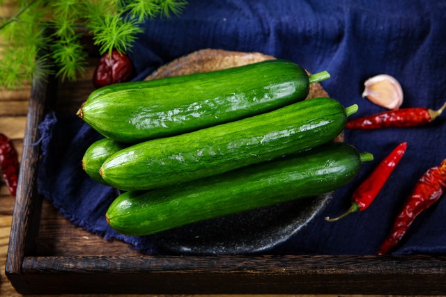 一个月瘦20斤的方法纯节食,饿两个月瘦30斤的方法