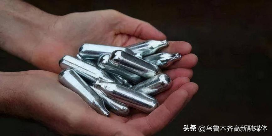 关注艾滋预防艾滋,关注健康远离艾滋