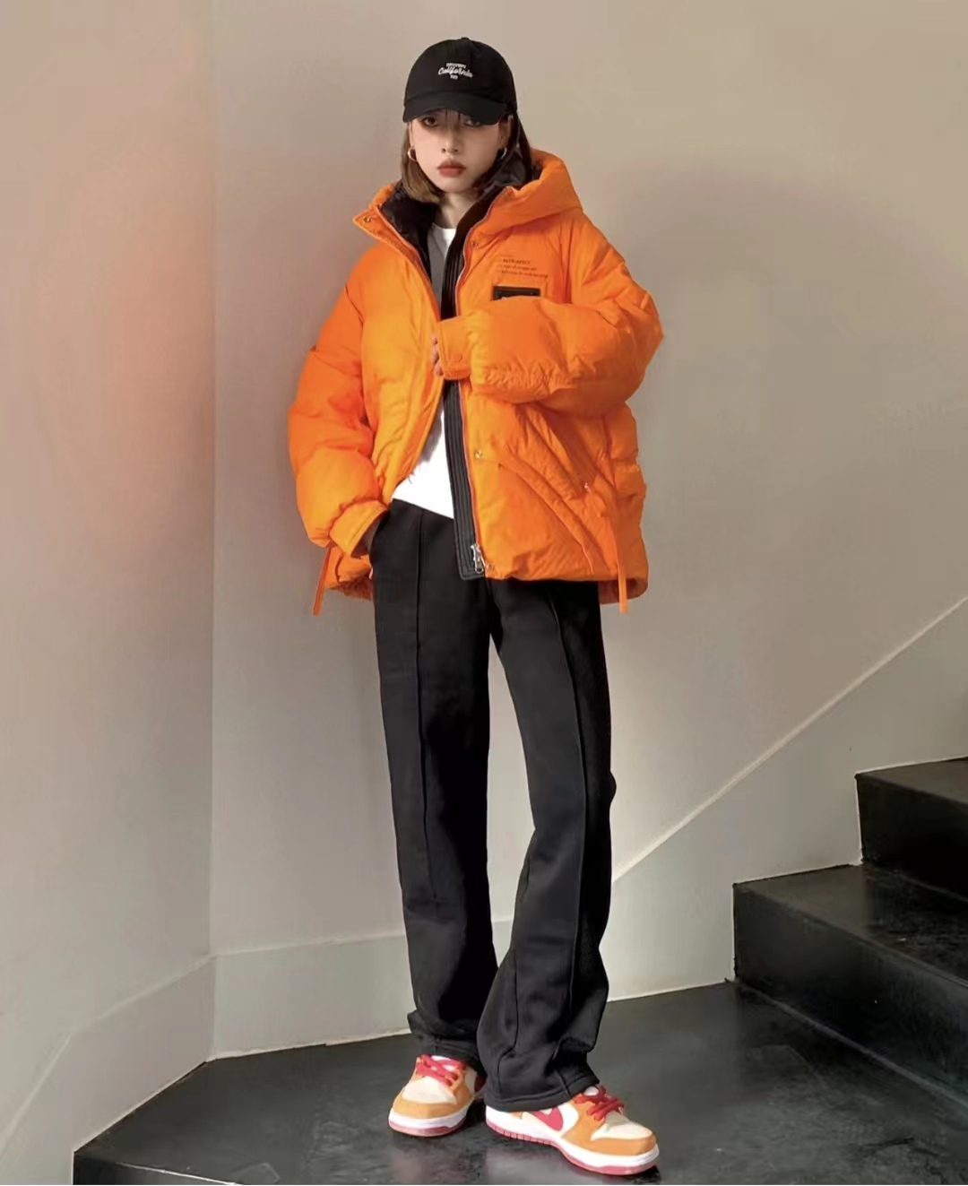 冬季穿什么颜色的羽绒服比较百搭,每个色系都很好看