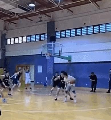 孙铭徽跟西热打招呼,孙铭徽砸球集锦