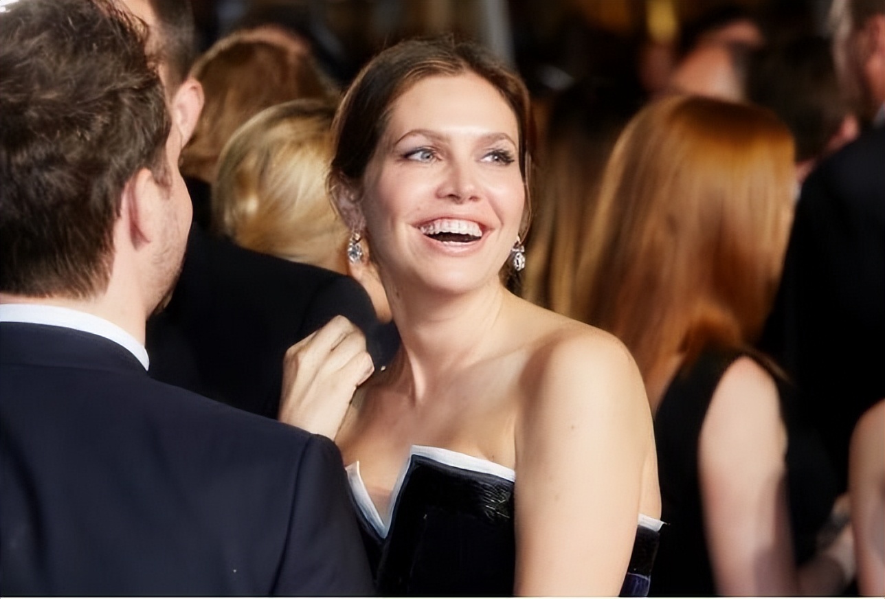 达瑞亚·达莎·朱可娃2009年 (俄罗斯名媛朱可娃)