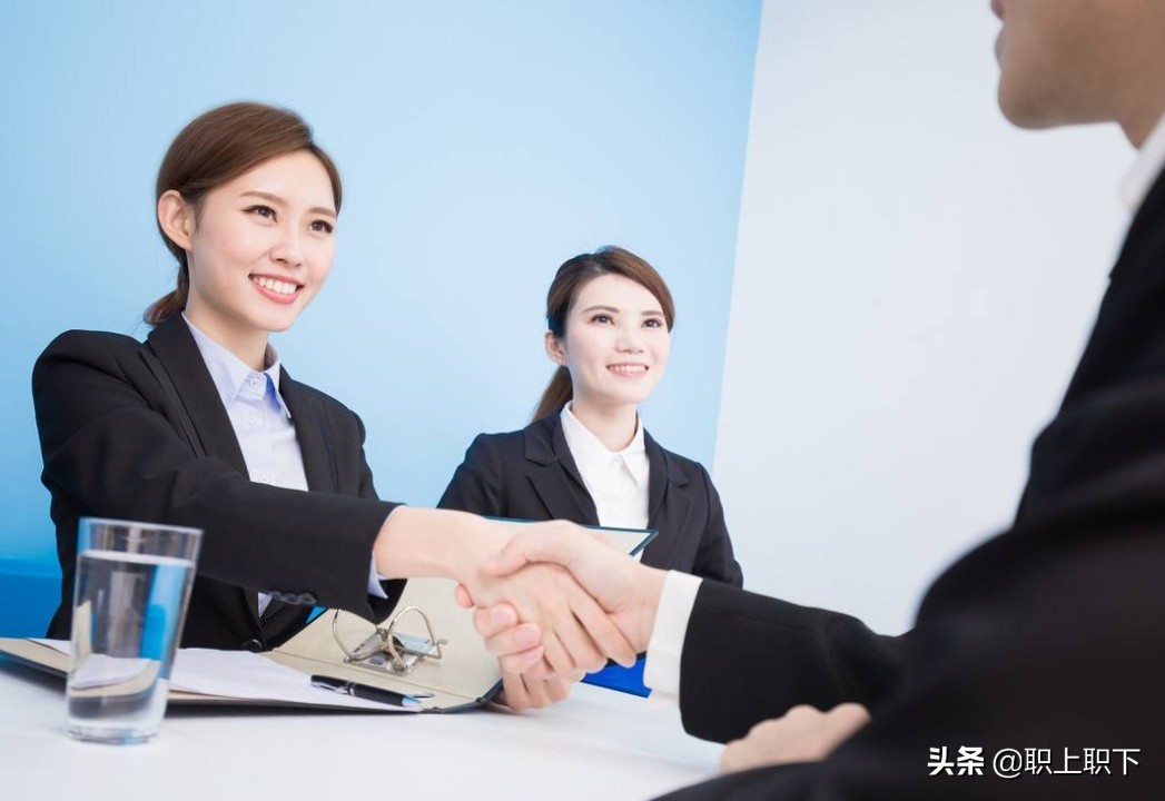 招工后无编人员如何解决编制,同一单位编外人员入编难不难