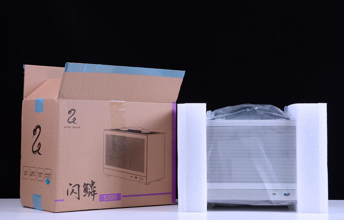 5000元itx主机加便携显示器,能吊打万元笔记本的itx主机