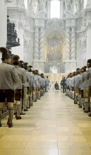 威廉凯特大婚,威廉凯特婚礼王室标准照