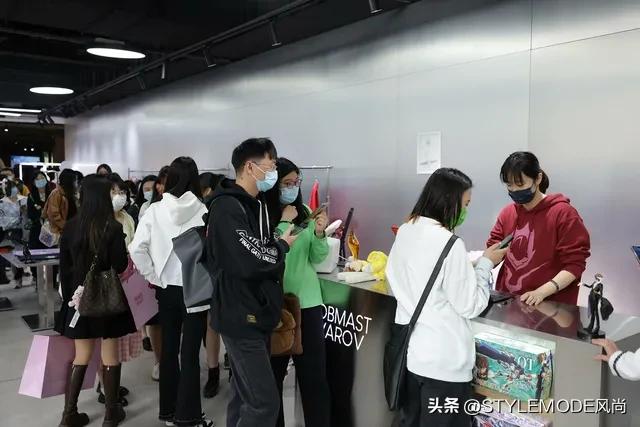 追梦初心利路修原创潮牌快闪店登陆TX淮海