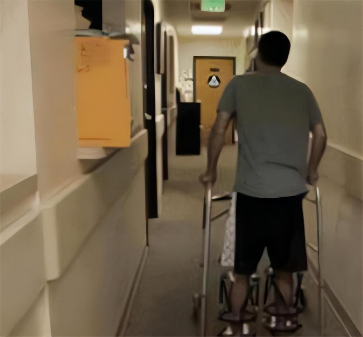 高中生花6.5万断骨增高,1米58男子花1500万增高