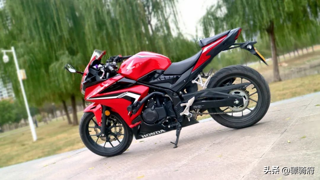 要啥没啥就是有个好心情,要啥没啥还想要浪漫