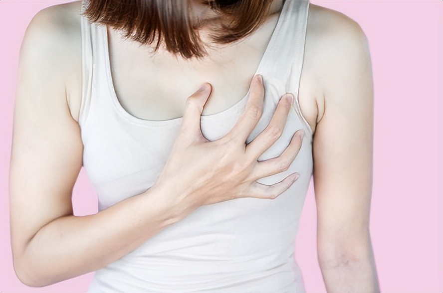 乳腺结节4级是手术还是中药调理,乳腺结节4a类喝中药能调理好吗