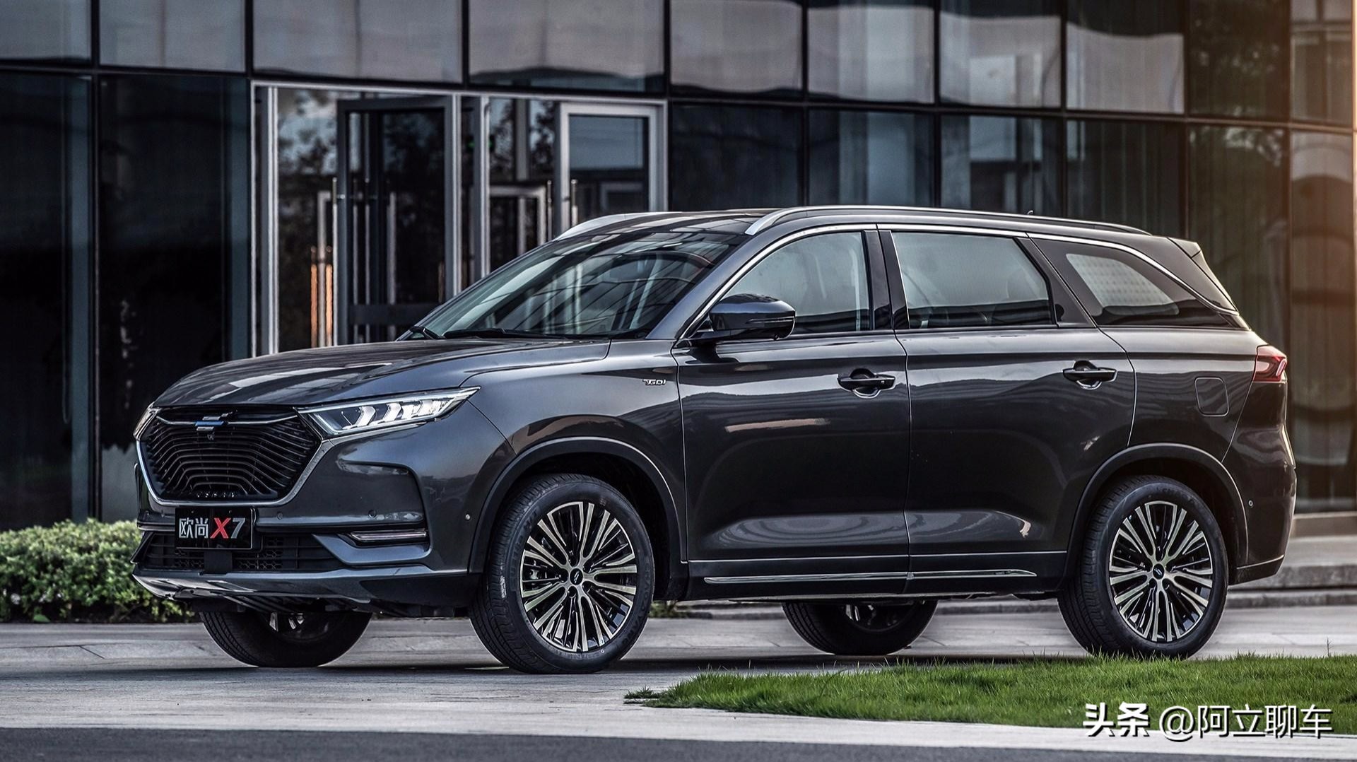 7座大型suv欧尚x7,欧尚x7plus七座版缺点