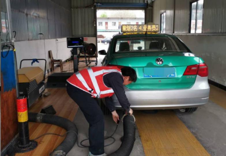 为啥很多人不愿意年检？车主：形式主义，不检也罢