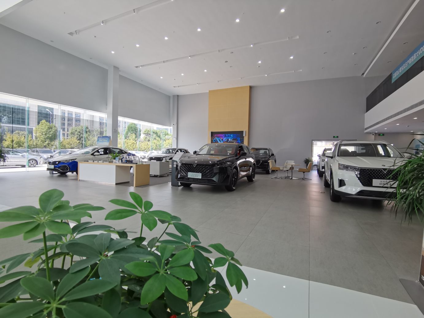 助企纾困推动高质量发展,助企纾困新闻报道