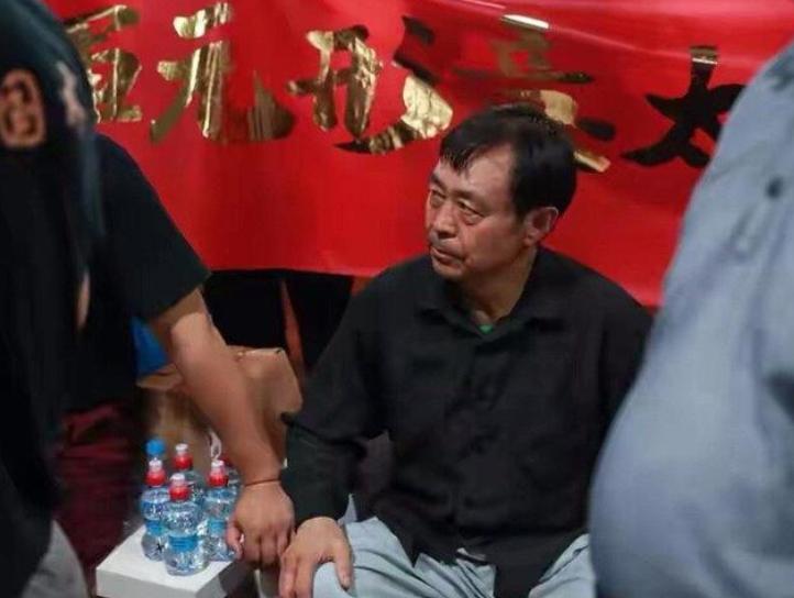 马保国为何装疯卖傻,曾经被大家嘲讽的马保国