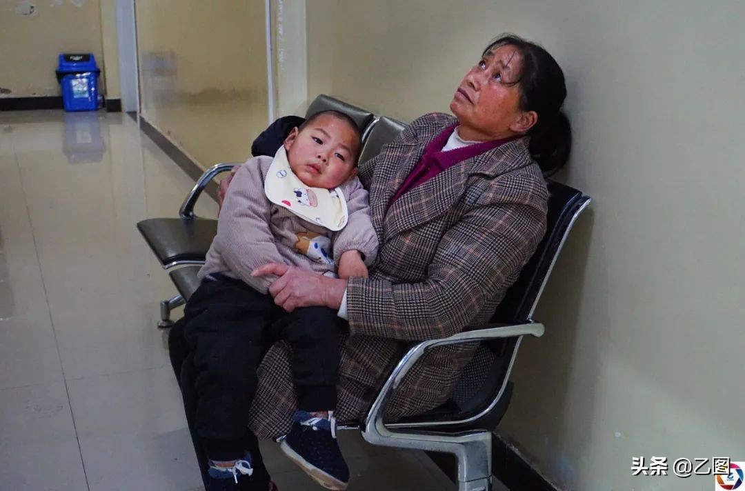 孩子出生缺氧3个多小时才抢救,孩子出生缺氧严重的后果