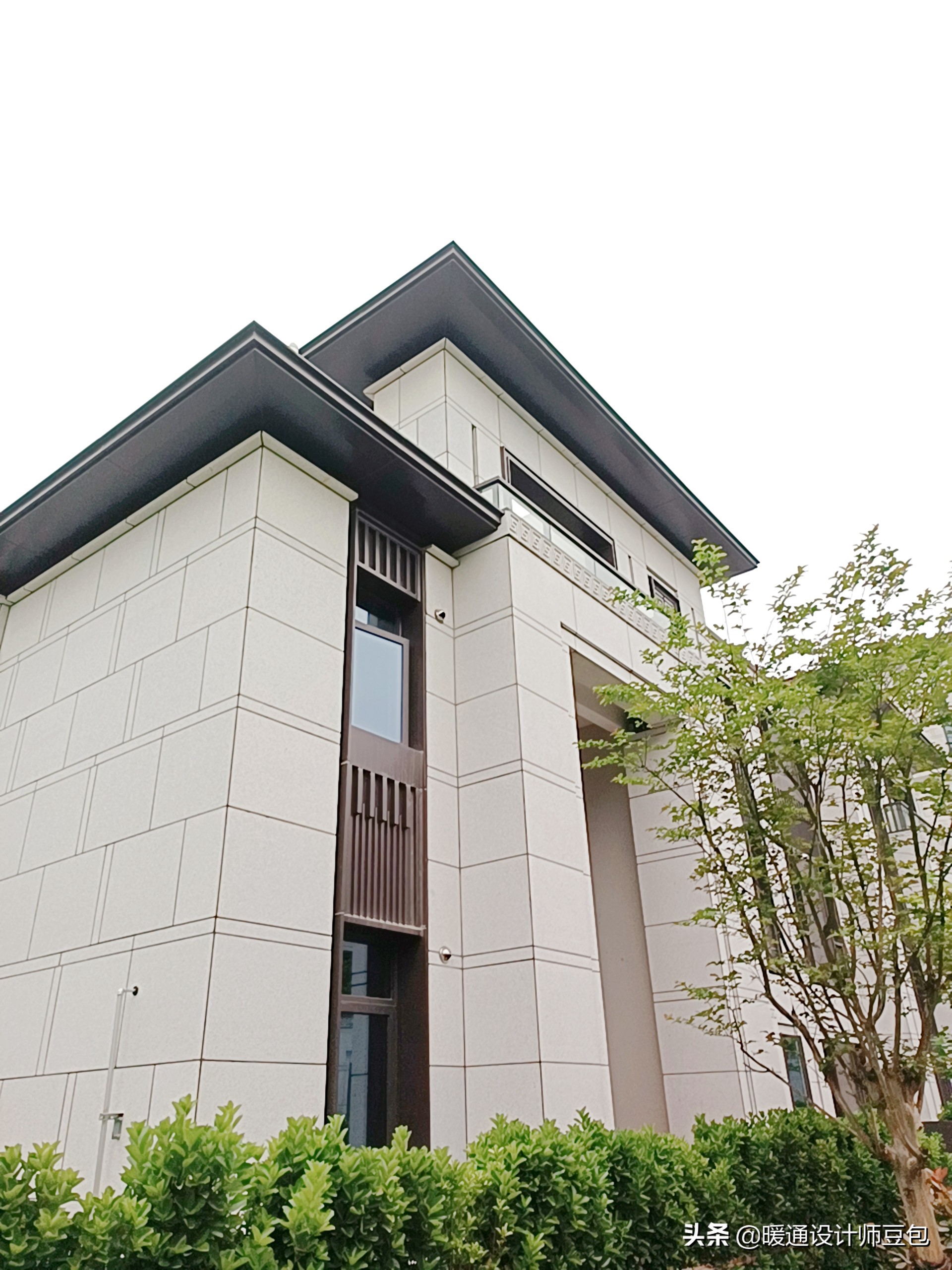 襄阳华侨城天鹅堡天荟房价走势,襄阳华侨城天鹅堡业主真实感受