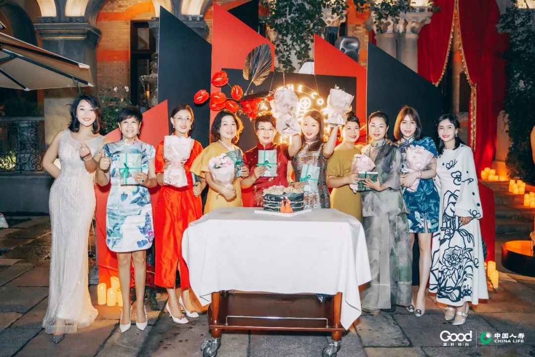 |双星有约|美好星座派对，美好同学在西子湖畔演绎复古摩登范儿