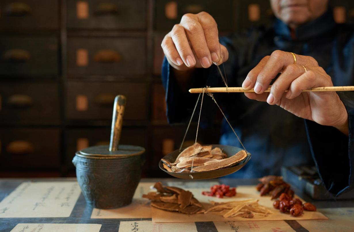 健康养生治疗偏头痛的小方法,健康科普缓解偏头痛可以怎么做