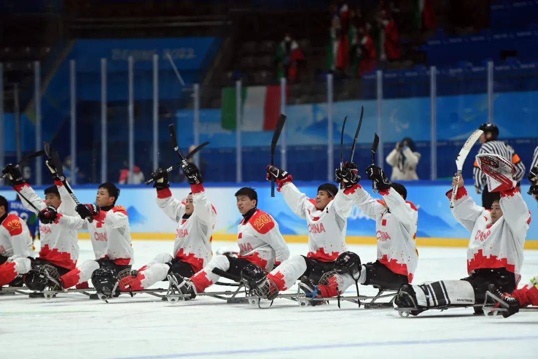 中国残奥冰球队首秀,中国残奥冰球队整装出发