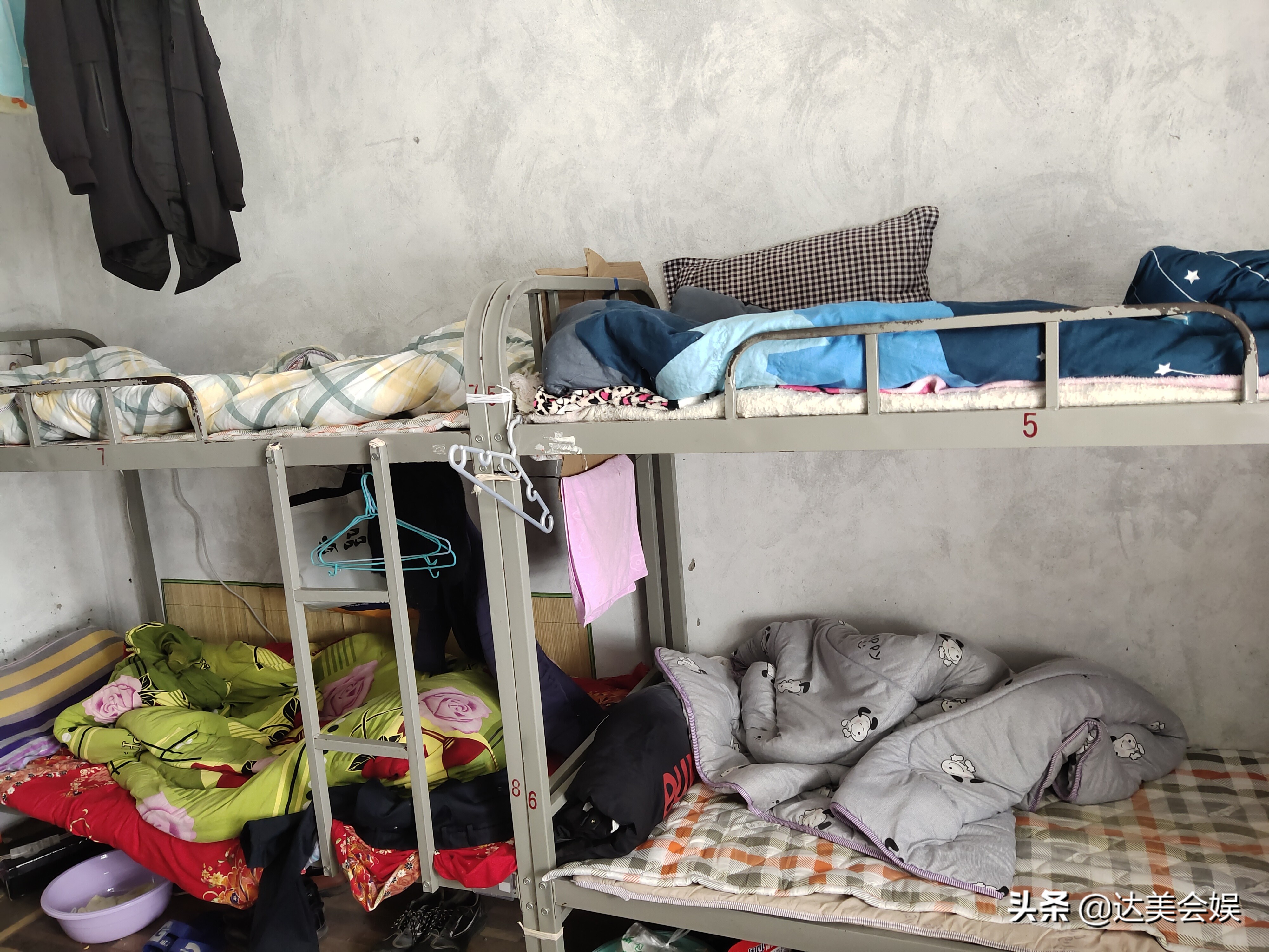 成都富士康真实工作视频,记录富士康打工的生活