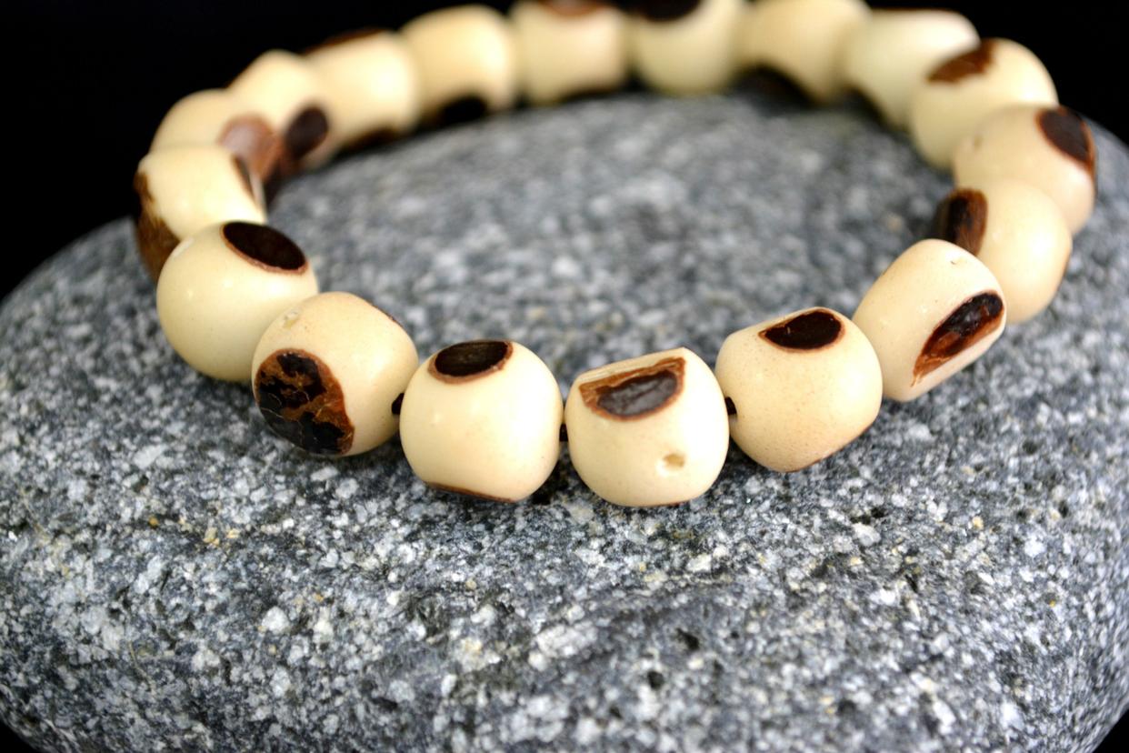 喜欢出汗的人适合哪种文玩,喜欢汗水的文玩有哪些