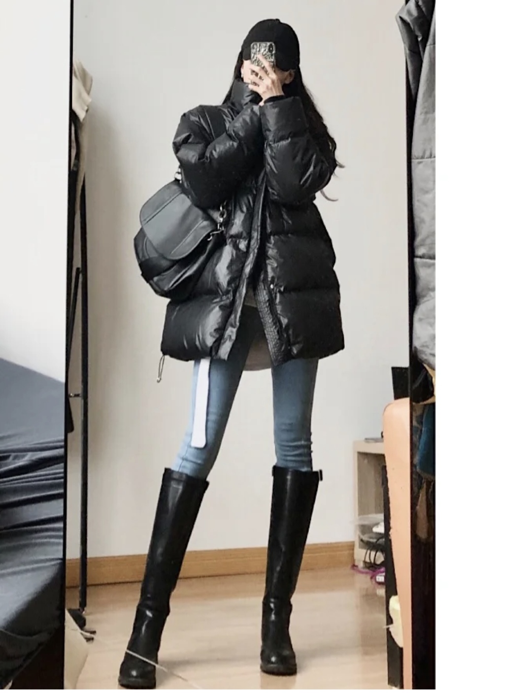 流行的靴子搭配什么衣服图片,中长靴子穿衣搭配图片2020秋冬