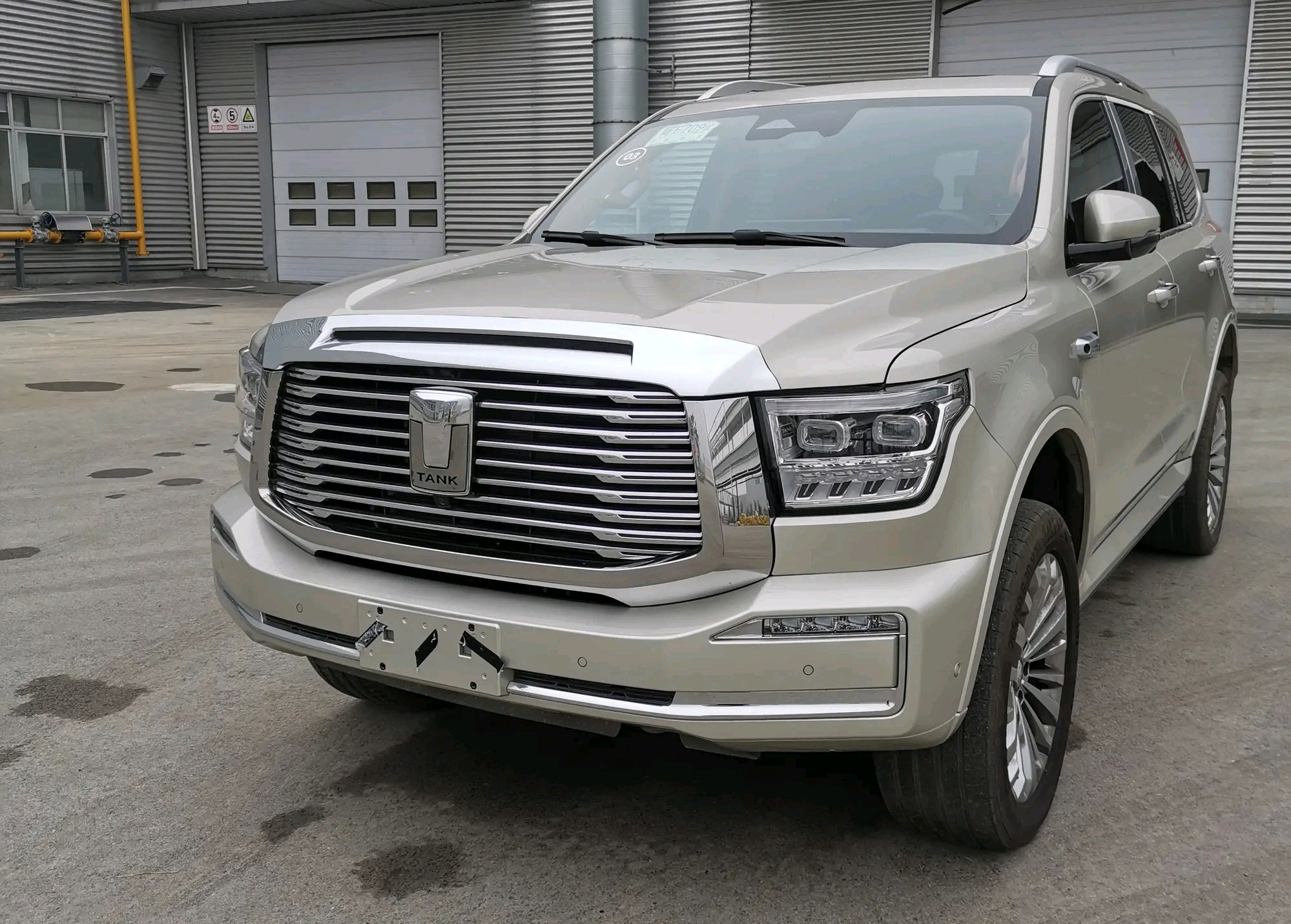 坦克500hi4-t2024款什么时候上市,全新坦克500外观