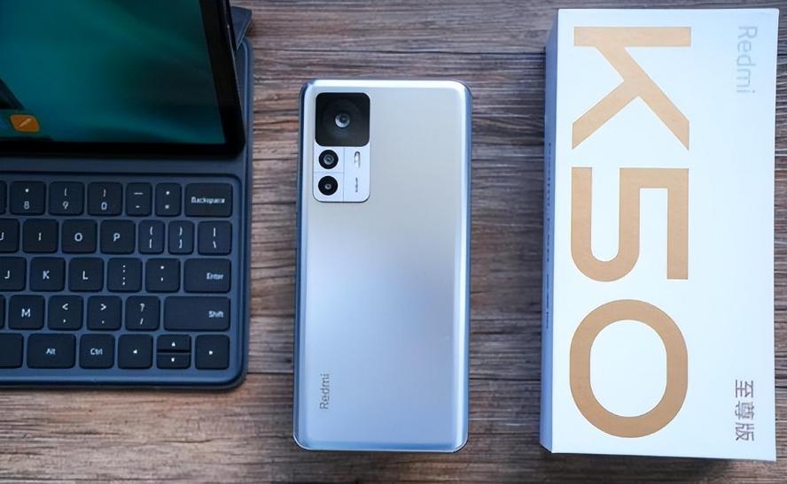 年轻人有必要买最贵的手机吗,目前最值得入手的手机不考虑价格