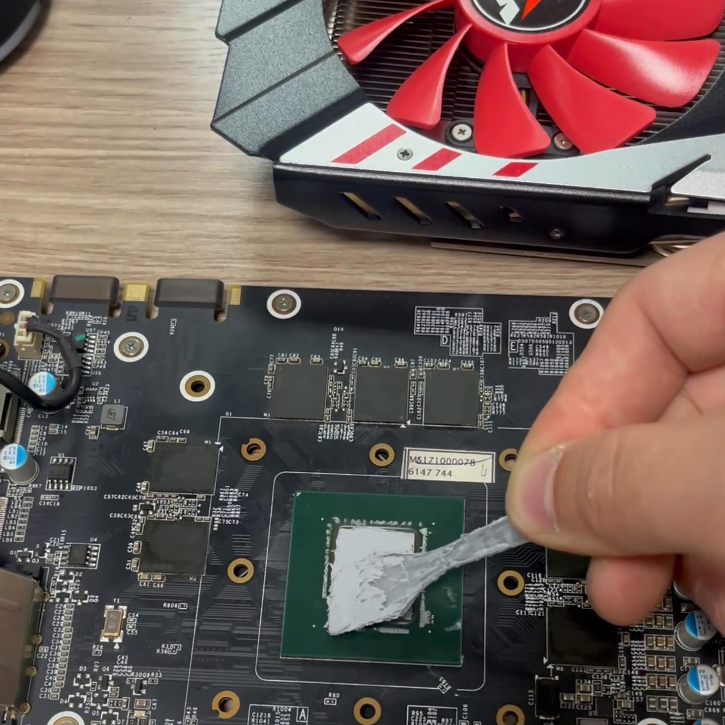 3500元1070显卡,3000多块钱电脑台式显卡