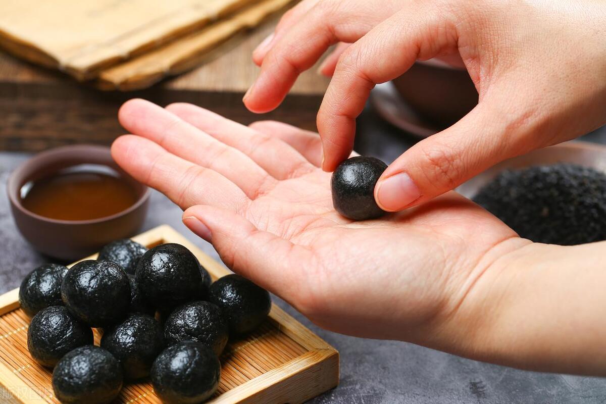 肾气虚尿频,脾气虚腹胀,肺气虚咳喘,5个中成药,补足五脏之气