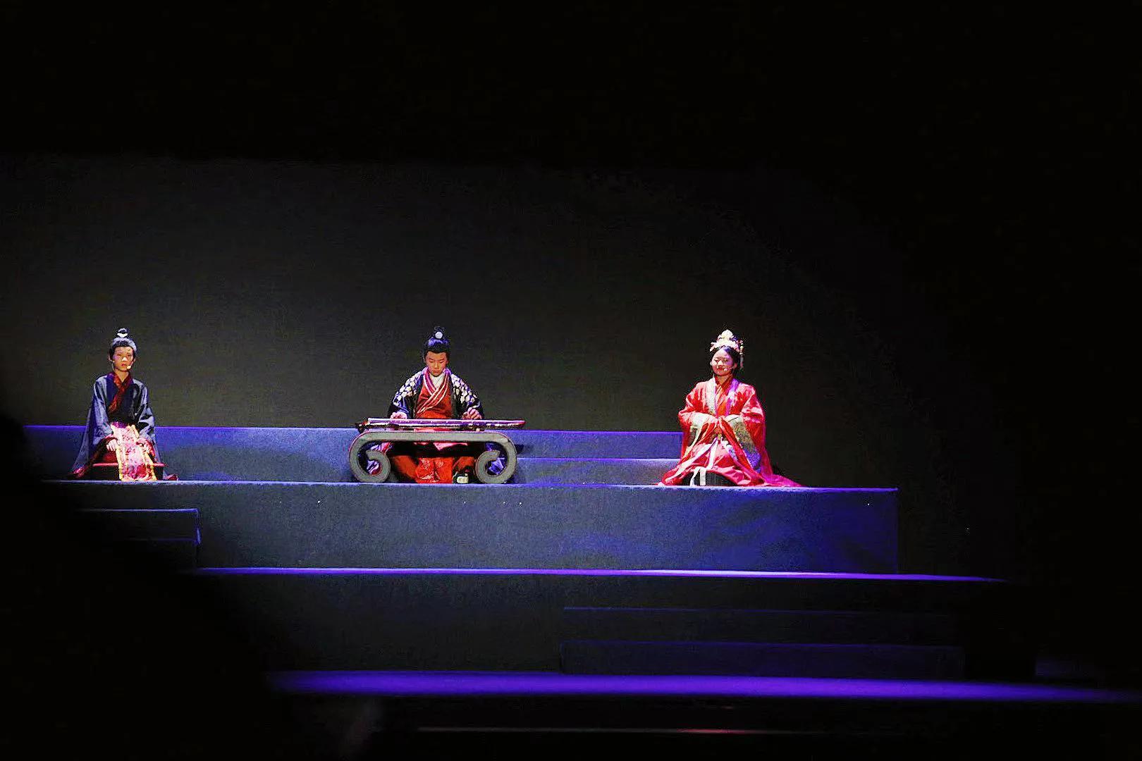 西山芳草地国际学院,西山区芳草地国际学校简介