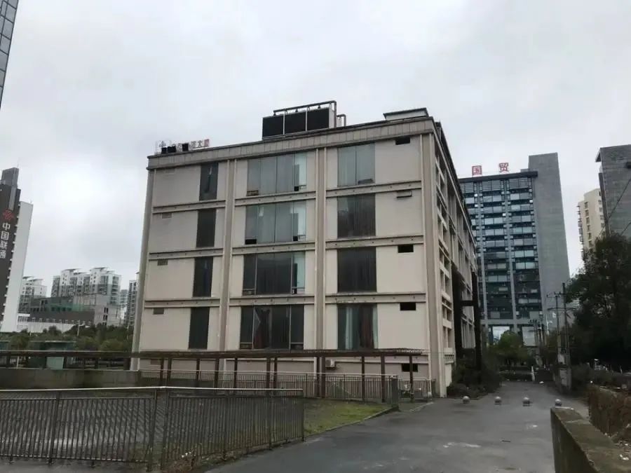 合肥政务区商场拍卖,合肥烂尾商场名单