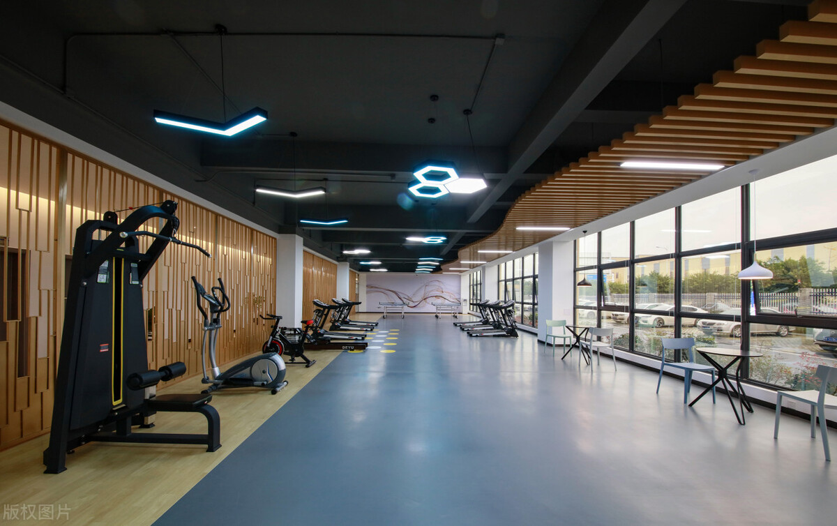 健身房办充值卡后倒闭后怎么维权,健身房突然关门会员退卡